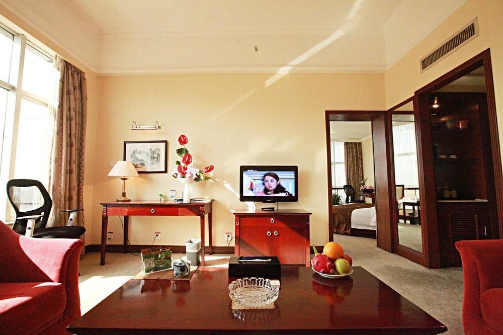 Weiselect Wanghu Hotel Kunming Exterior photo