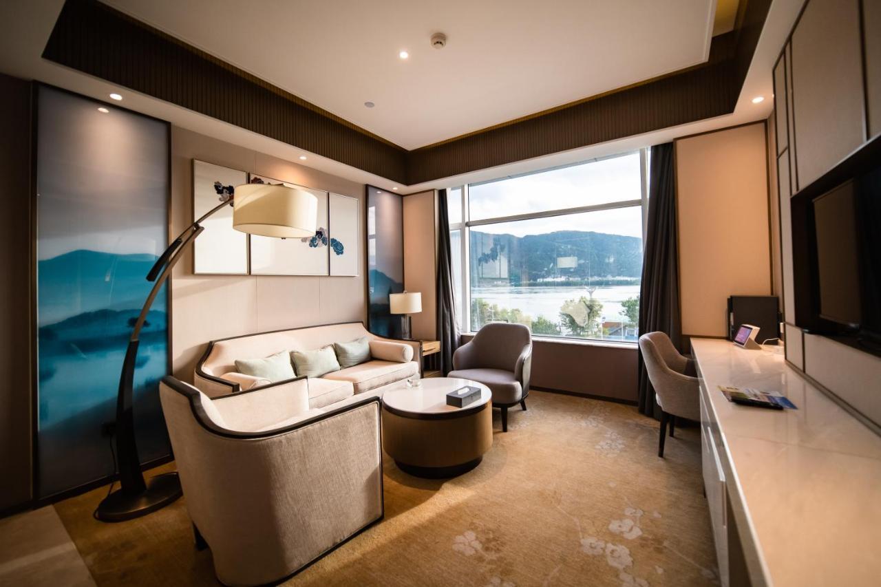 Weiselect Wanghu Hotel Kunming Exterior photo
